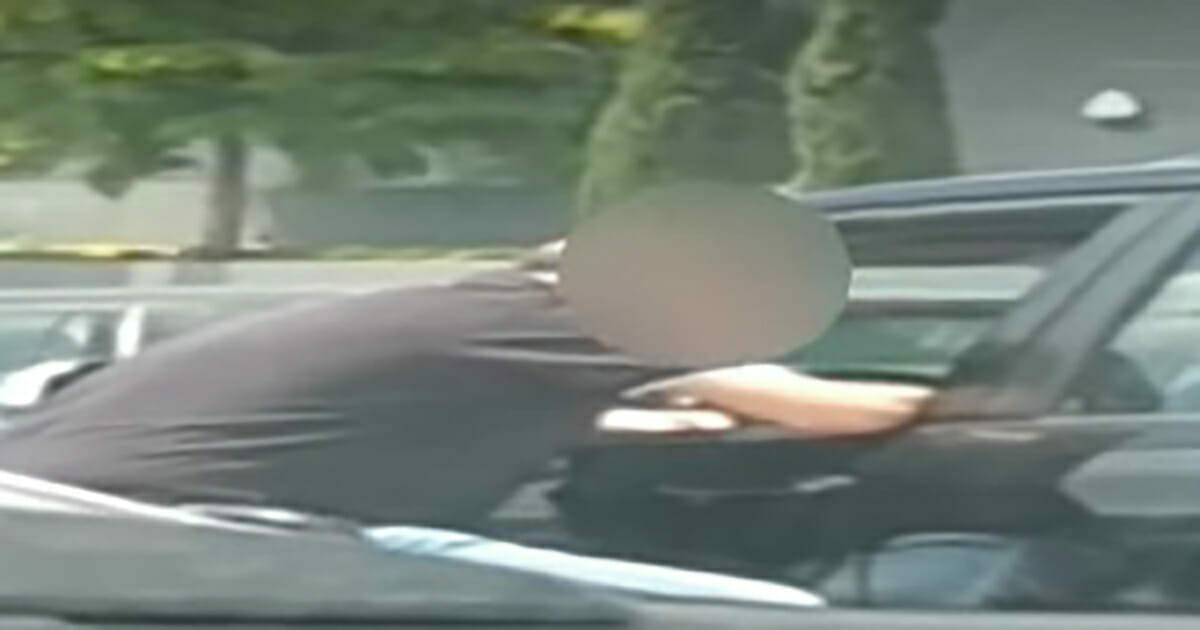 Fury Unleashed: Man Witnesses Assault on Woman and Child – His Blood Boils and He Takes Action